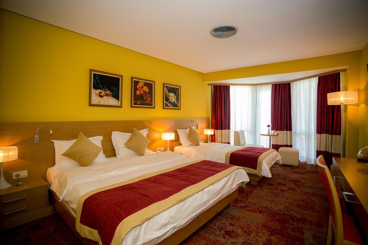 Hotel Colosseo & Spa Shkoder Luaran gambar