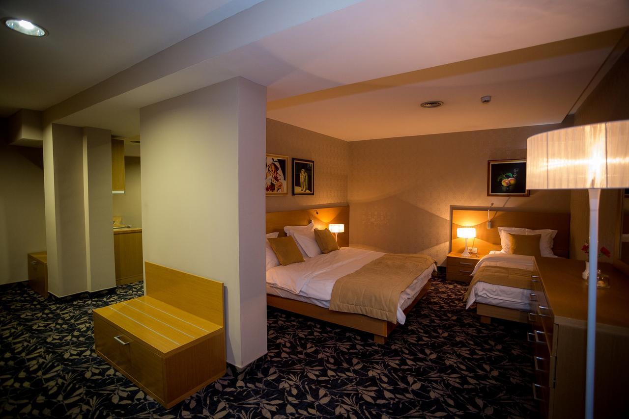 Hotel Colosseo & Spa Shkoder Luaran gambar