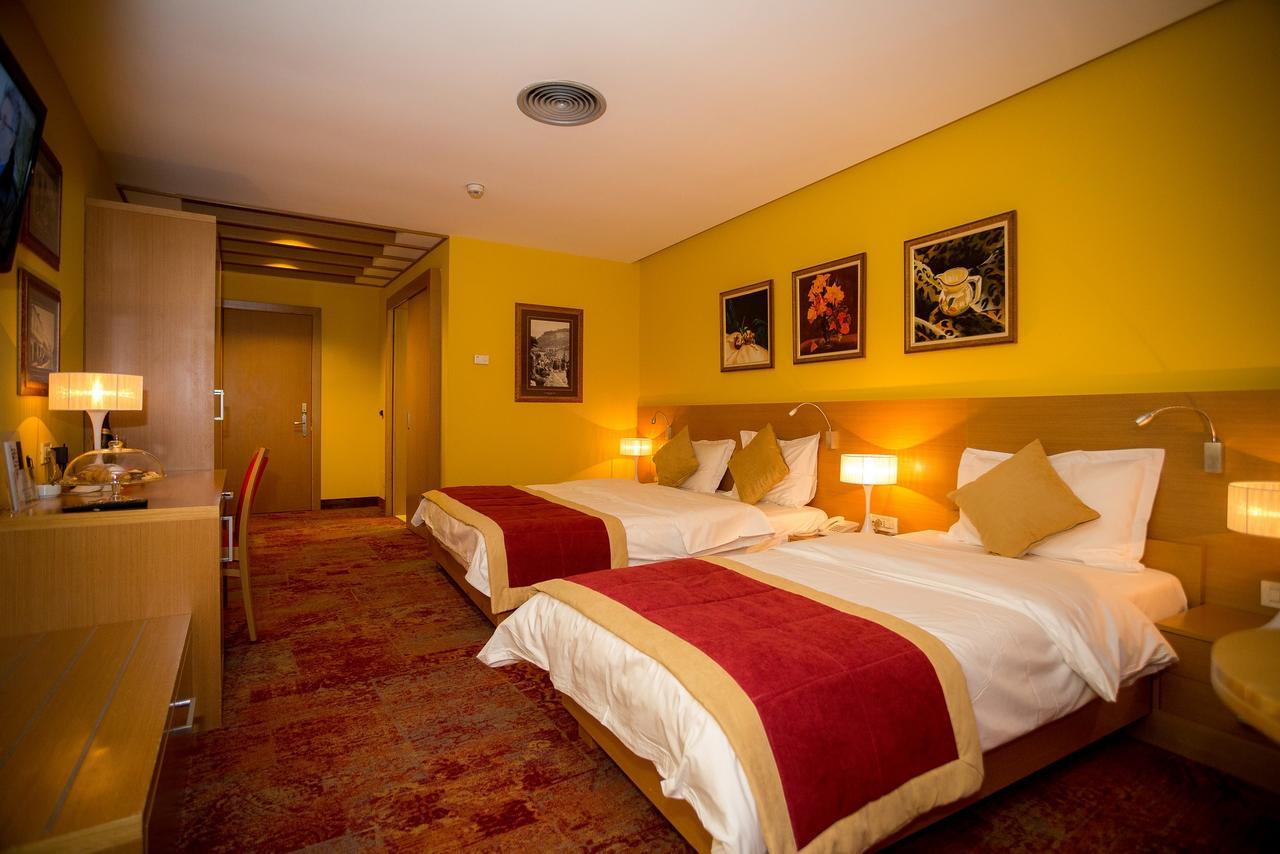 Hotel Colosseo & Spa Shkoder Luaran gambar