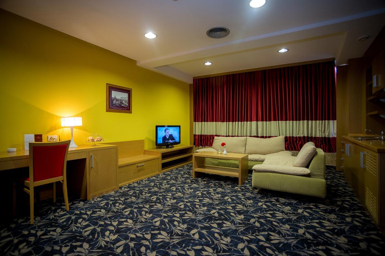 Hotel Colosseo & Spa Shkoder Luaran gambar